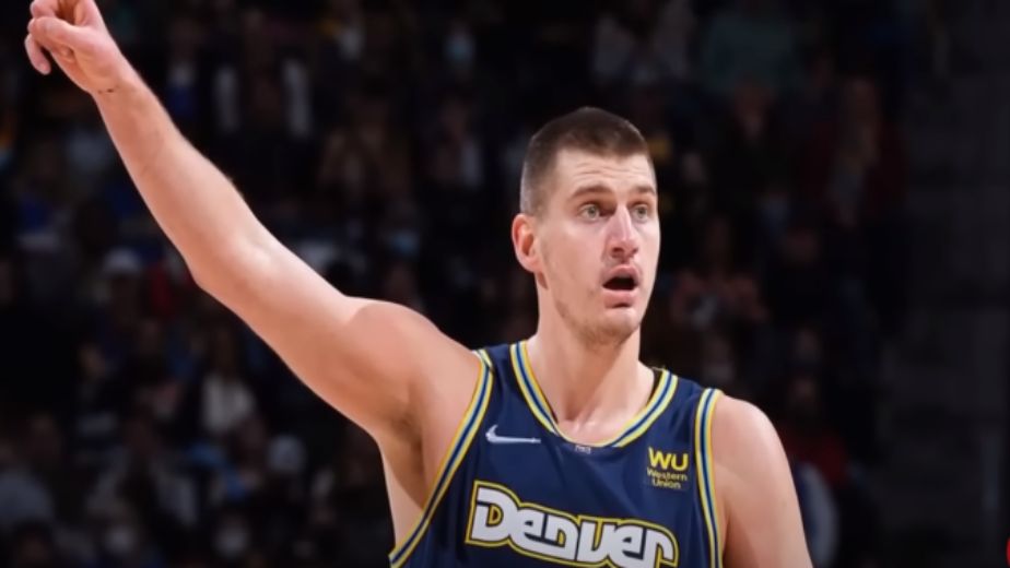 Nuggets' Nikola Jokic wins 2021-22 Kia Most Valuable Player award