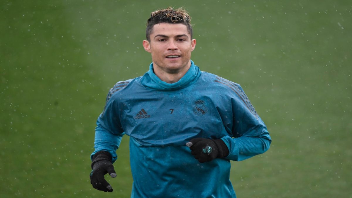 Cristiano Ronaldo is training at Real Madrid's Valdebebas ahead of new move