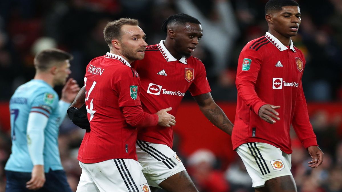 Manchester United defeated Burnley 2-0 to progress into the fourth round of the Carabao Cup