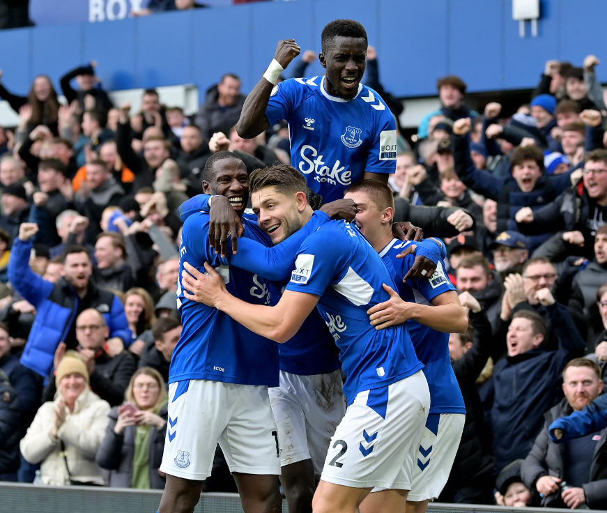 Everton defeated Arsenal 1-0 in the Premier League