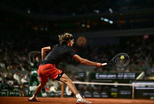 Alexander Zverev moves one step closer to the French Open