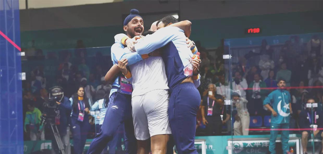 India upstage Pakistan to win gold in men’s team squash
