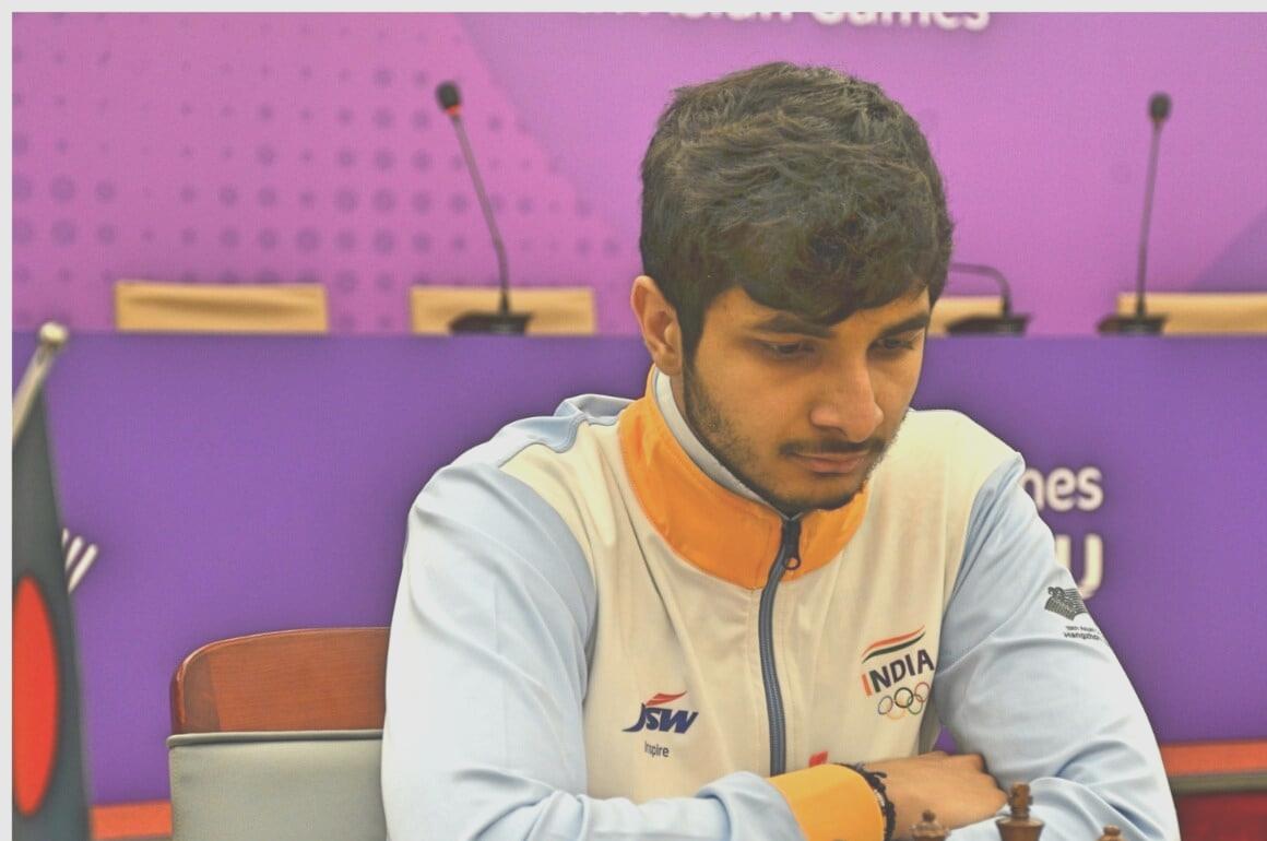 Vidit Gujrathi stumbles against China”s Wei Yi; in joint second place