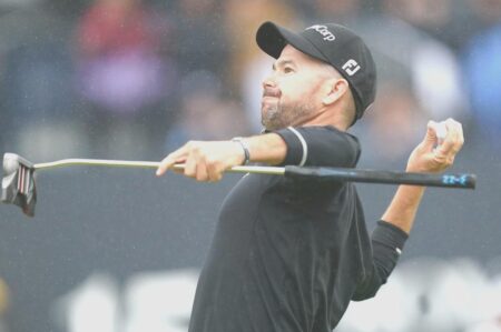 golf-hi--shubhankars-poor-performance-in-the-third-round-slipped-to-14th-position--1697360419-450x299 Homepage Hindi