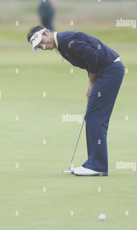 golf-hi--aditi-in-joint-32nd-position-after-the-first-round--1700206211-450x757 Homepage Hindi