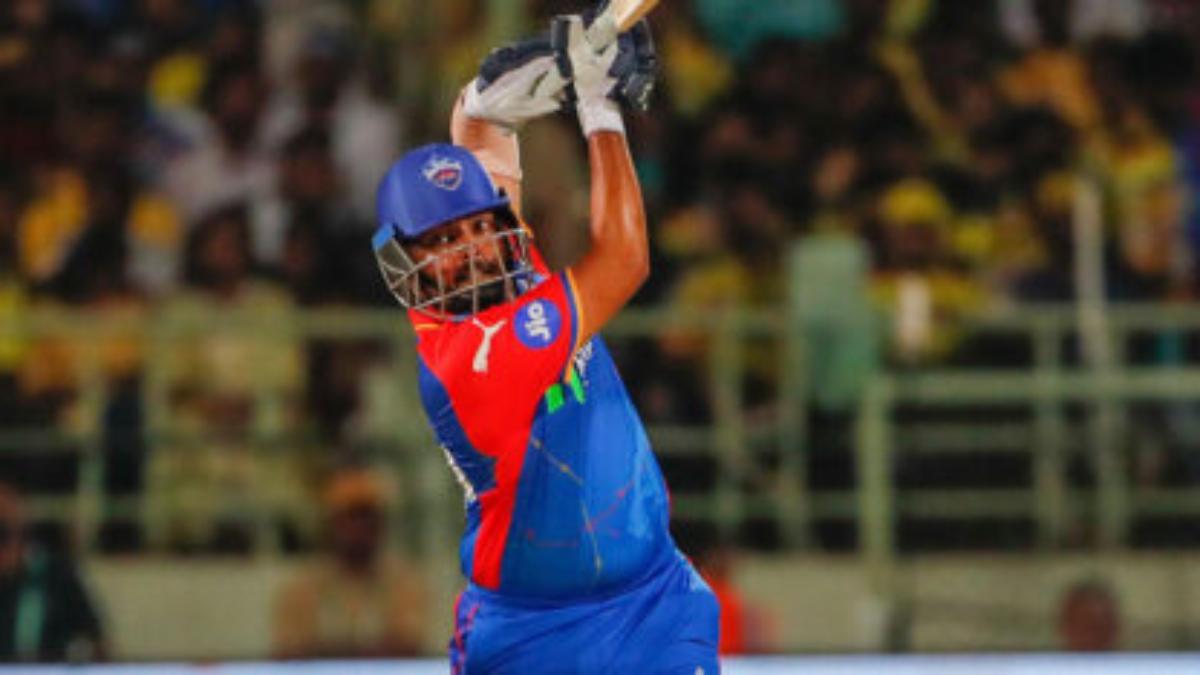 MI opt to field against DC; Prithvi Shaw misses out
