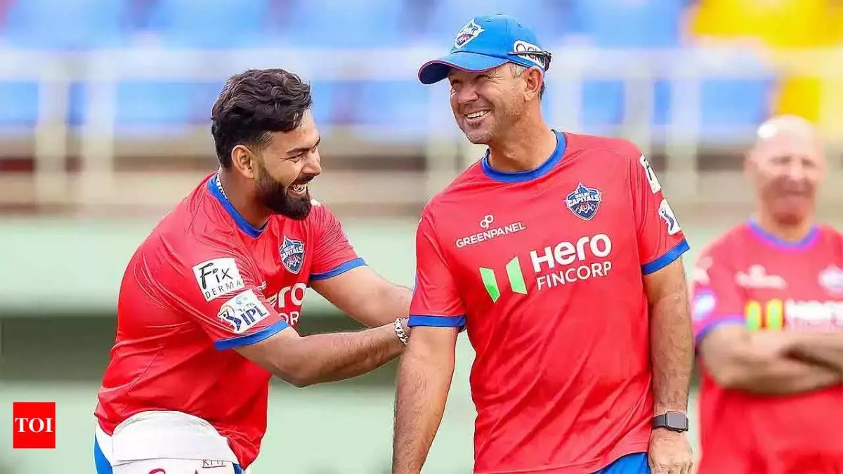 Ponting, Ganguly claims Pant would make it to the T20 WC