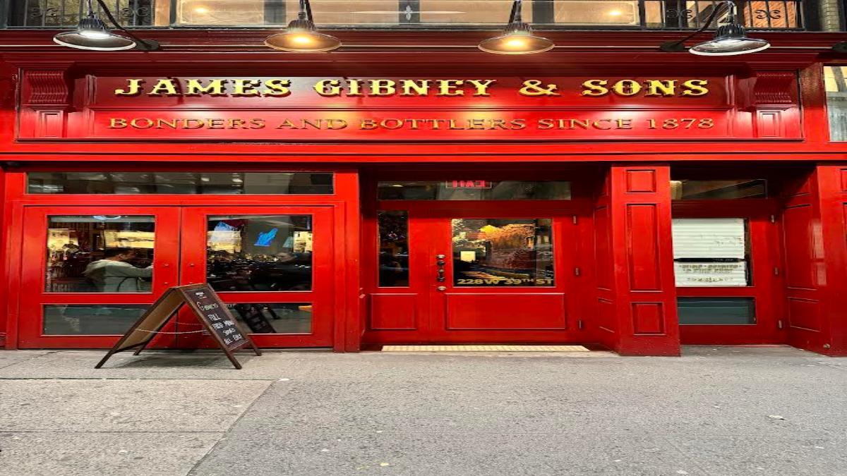 Gibney’s NYC announced at the Official Fan Bar for Irish Cricket in New York