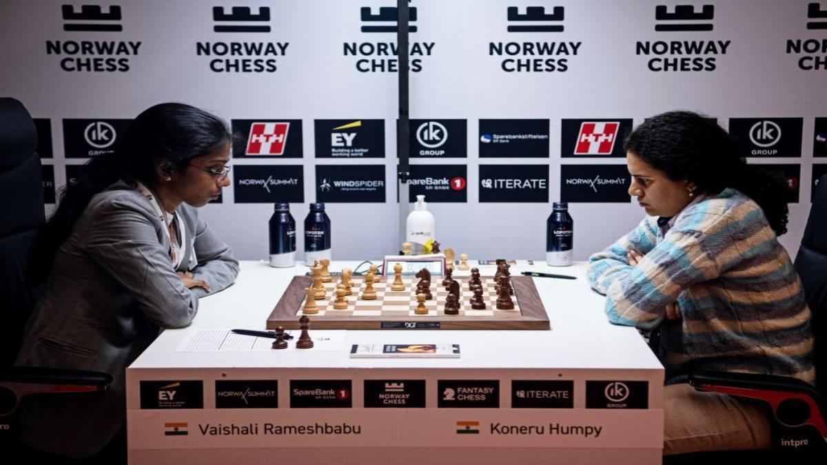 Vaishali beats Humpy to go in to sole lead at Norway chess