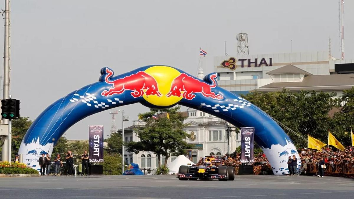 F1