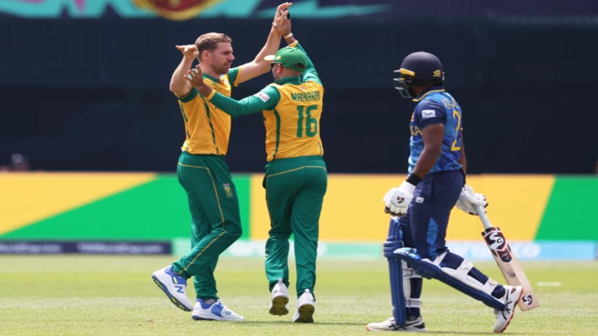 South Africa bundle out Sri Lanka for 77