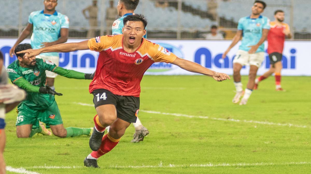 Unbeaten Bengaluru FC and Mohun Bagan Super Giant clash to consolidate places in top half of the table