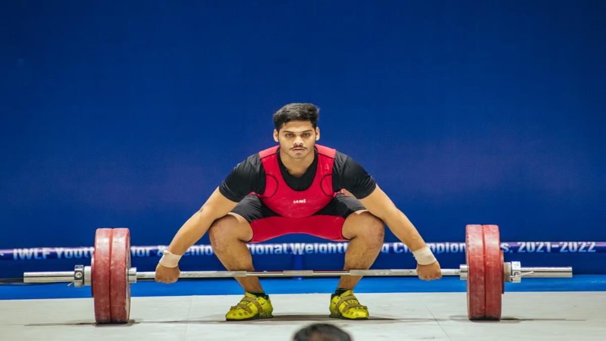 Indian lifter Valluri Ajaya Babu strikes gold in Commonwealth Championships