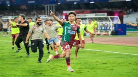 MBSGs-Apuia-Ralte-celebrates-scoring-the-winner-against-JFC-as-the-Mariners-progress-to-the-ISL-2024-25-Final-1-450x253 Breaking