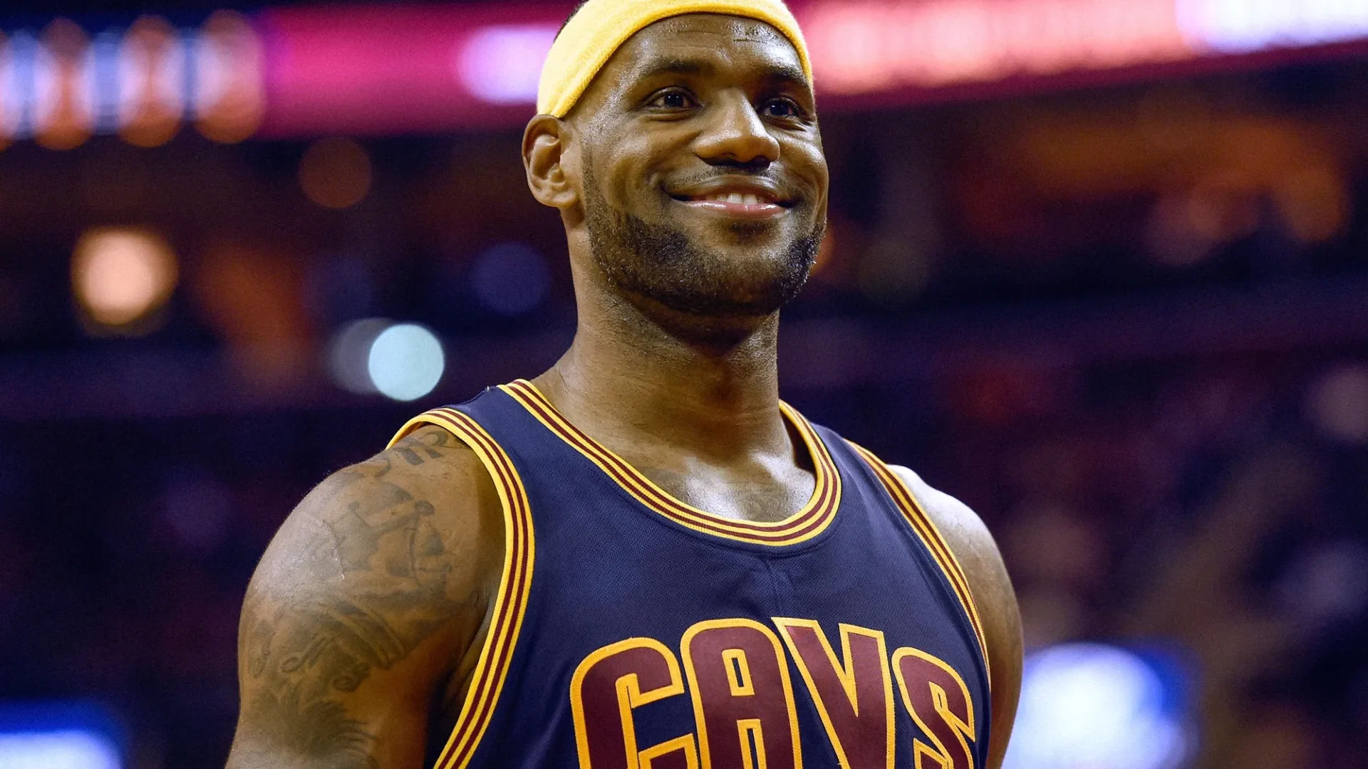 LeBron Buys Beverly Hills Mansion
