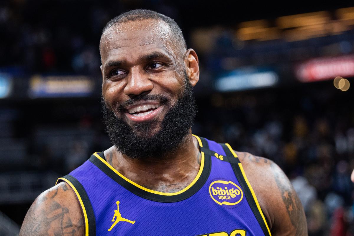 LeBron Debuts $400K Richard Mille Lakers